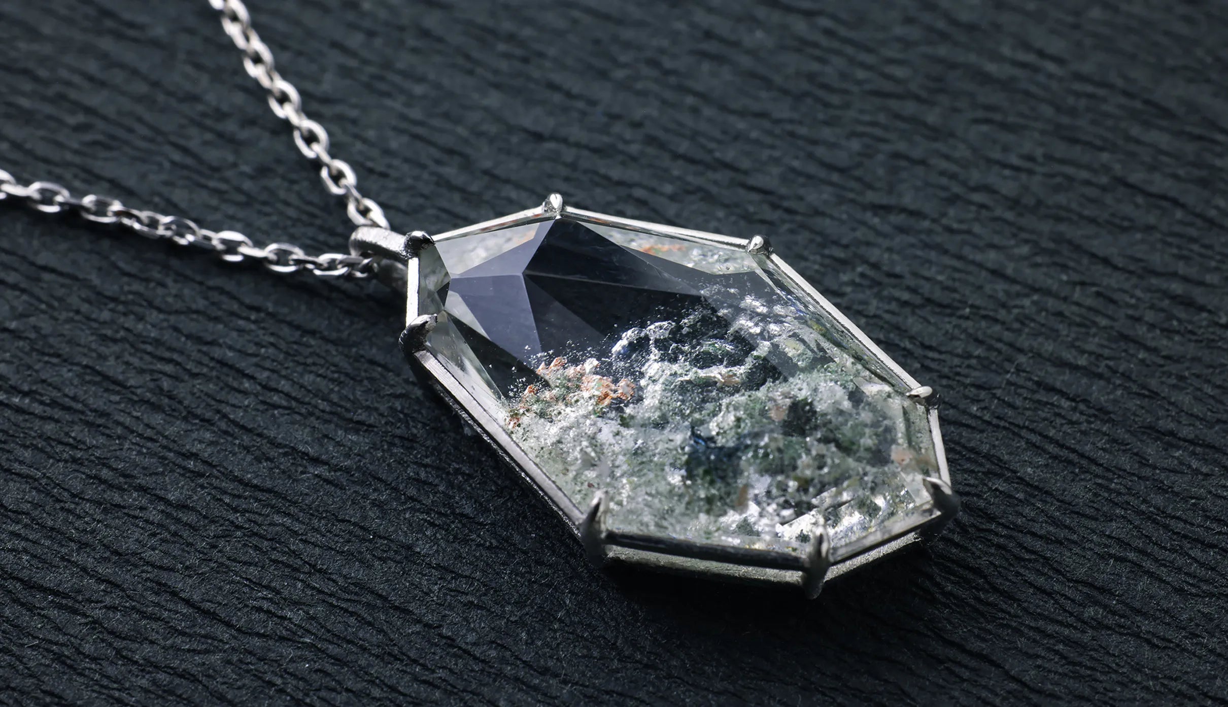 Canna Oshiro × Ryui] ガーデンクォーツネックレス