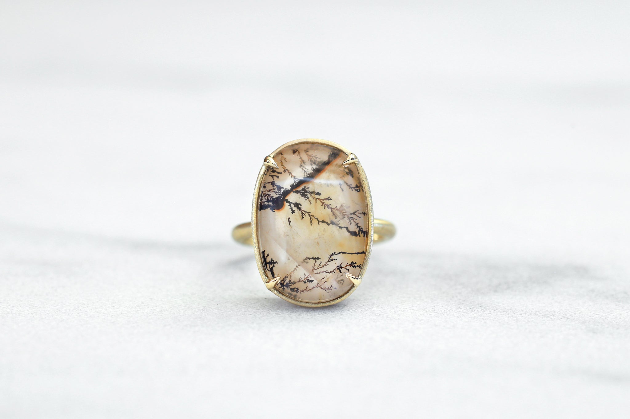 Dendritic quartz ring – Ryui