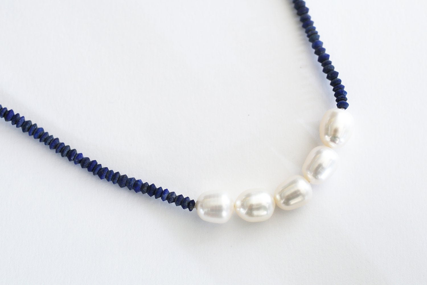 Lapis lazuli & pearl necklace 85cm