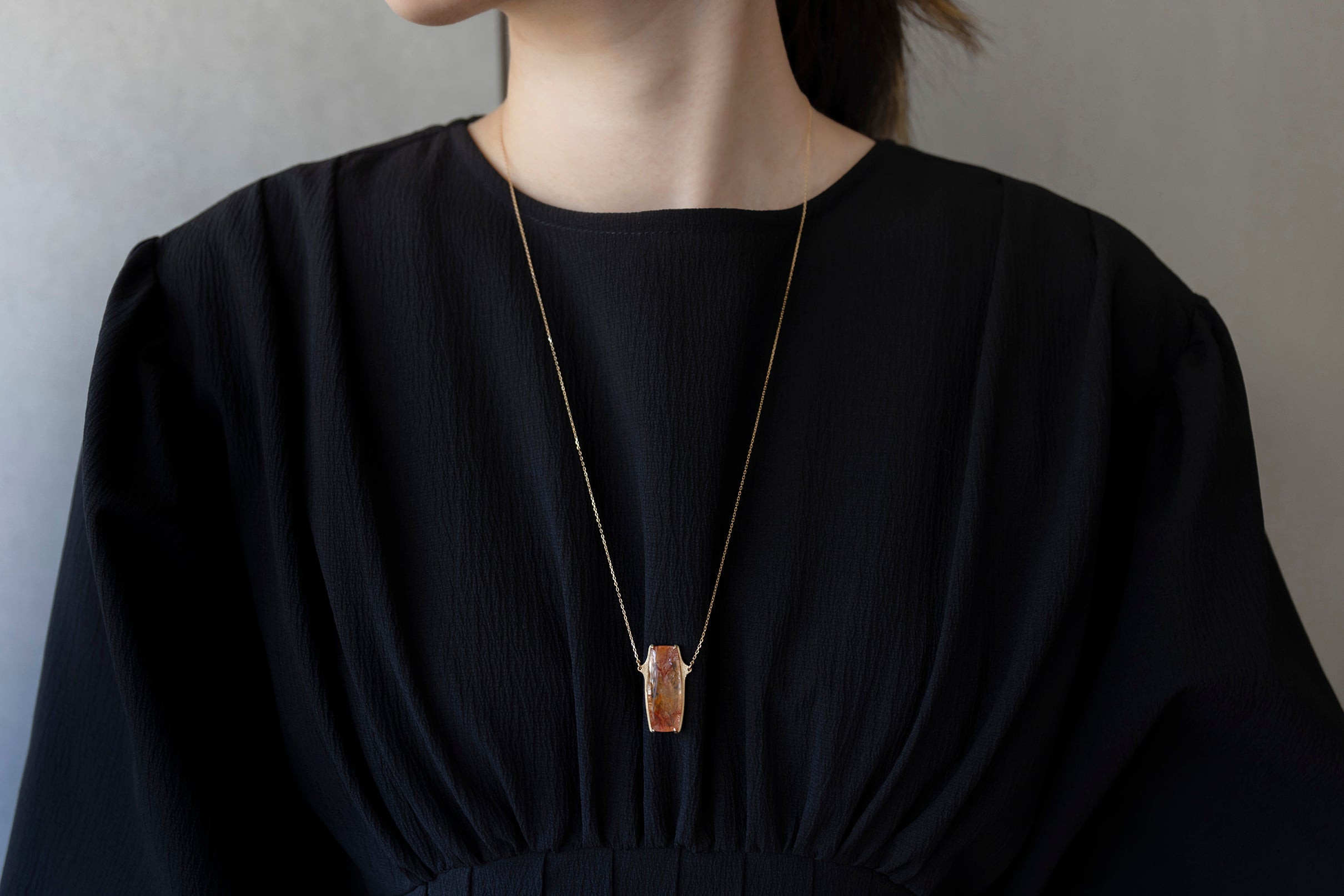 argue ネックレスとリブニット argue ネックレスとリブニット argue ネックレスとリブニット Nº4 水線