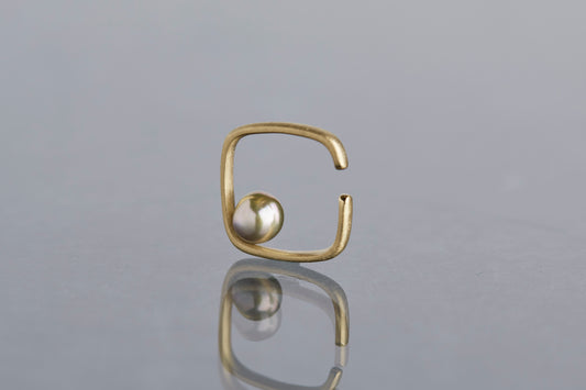 Syami ear cuff +Tahiti pearl / K18