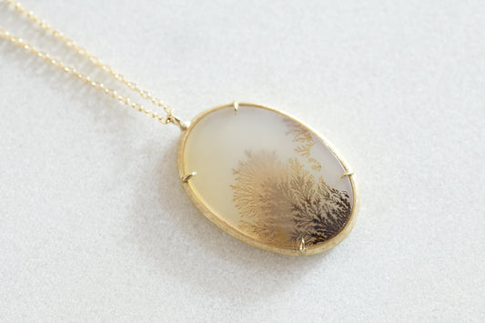 Dendritic agate necklace