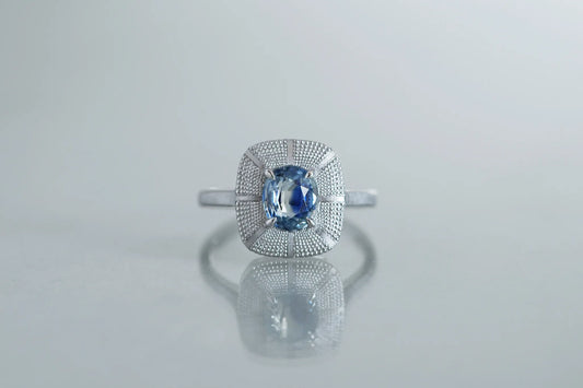 Bicolor sapphire ring