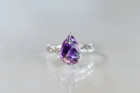 Whisper ring + bicolor amethyst