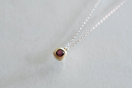 Rhodolite garnet necklace