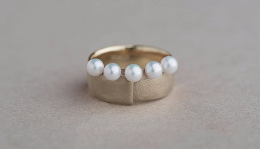 Snug ring ( wide ) + 5pearls / K10