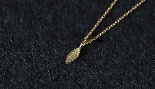 Bloom oneleaf necklace