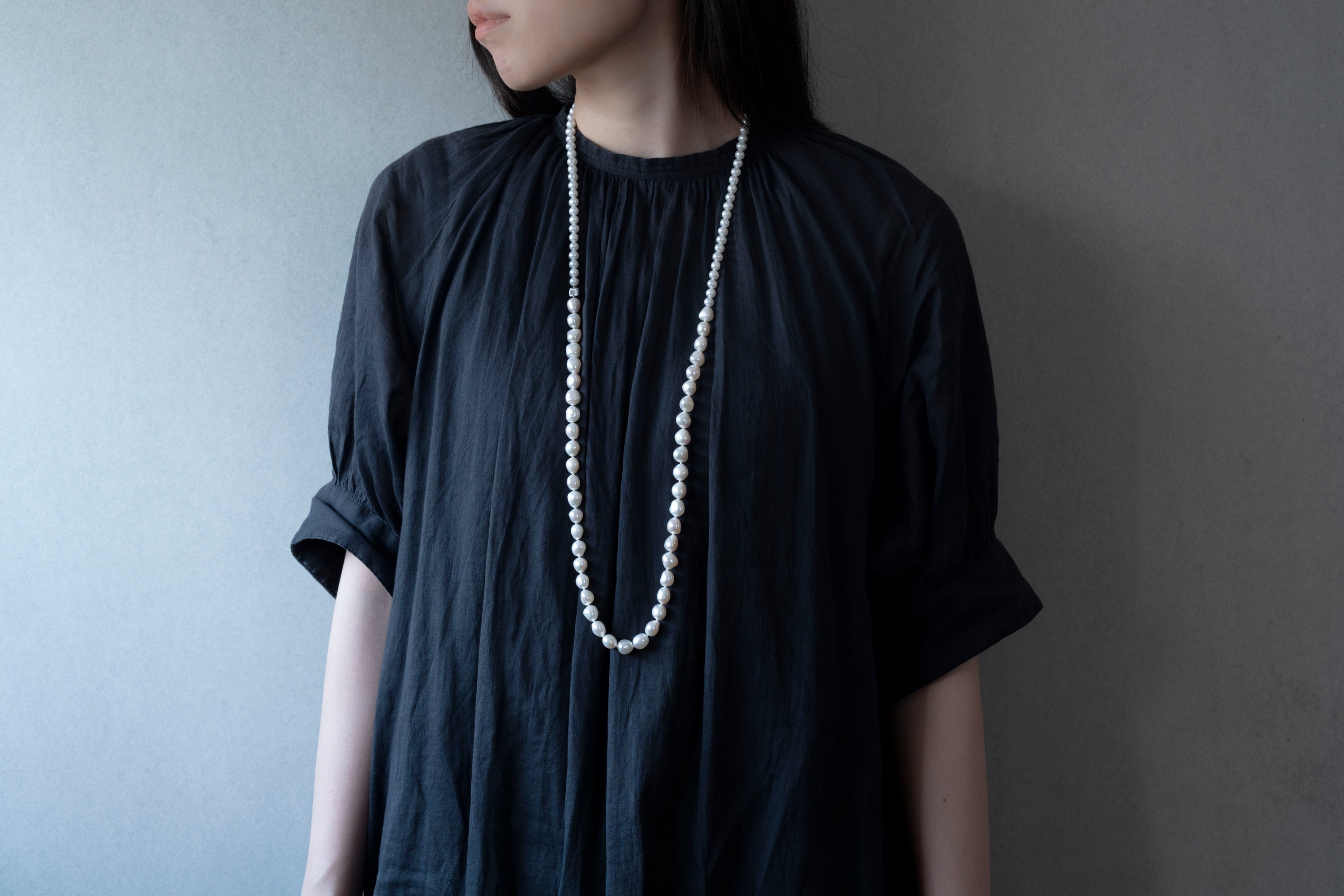 ホワイトパールロングネックレス 約 90cm– Ryui