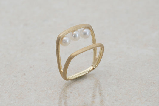 Syami frame ring +3 pearls / K18