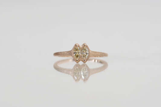 Double marquise diamonds ring ( light yellow )