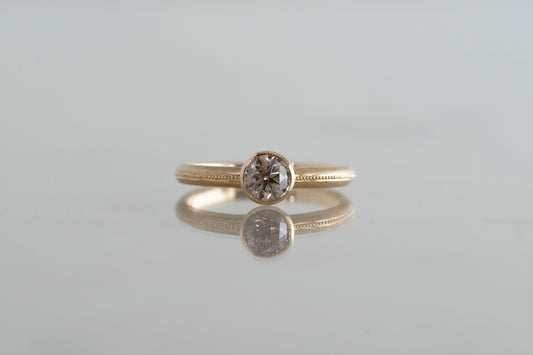 Milgrain ring + diamond ( brown )