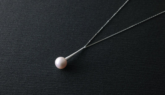 Raindrop necklace / Pt900