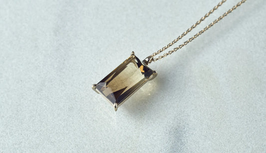 [Canna Oshiro × Ryui] Bicolor smoky quartz Necklace