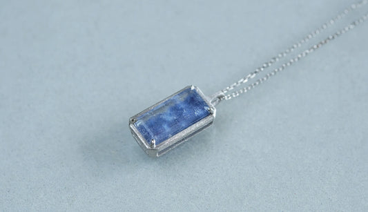 [Ryui Monthly piece] Dumortierite in quartz necklace
