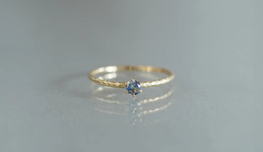 Twig ring + bicolor sapphire