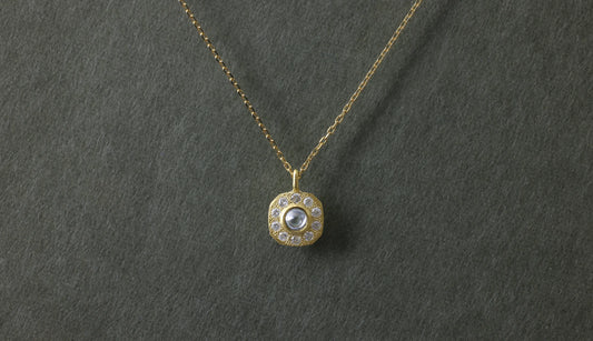 【商談中】Cabochon cut diamond necklace / K18YG