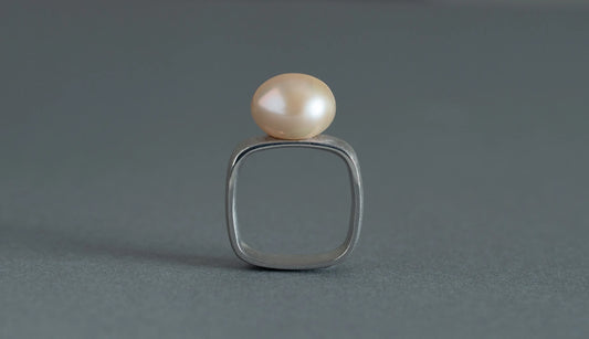 Syami ring + pearl / Silver