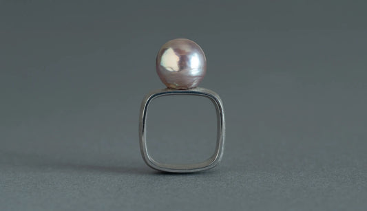 Syami ring + pearl / Silver