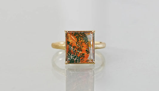 Dendritic quartz ring