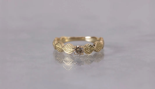 Leaf ring + diamond (brown)