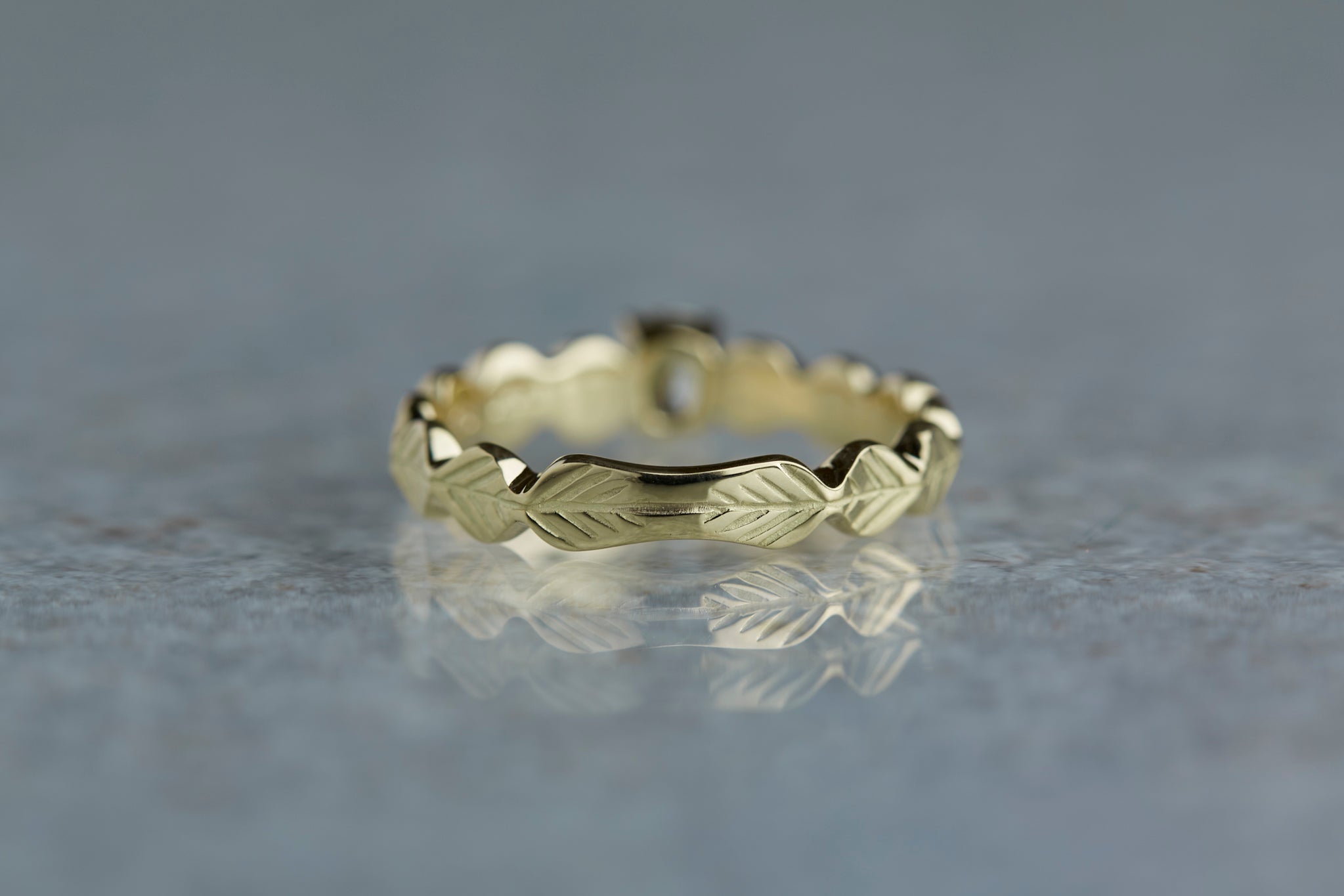 Leaf little ring + diamond