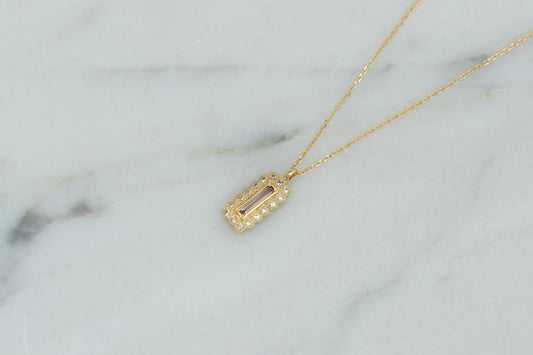 Baguette cut diamond necklace (light brown)