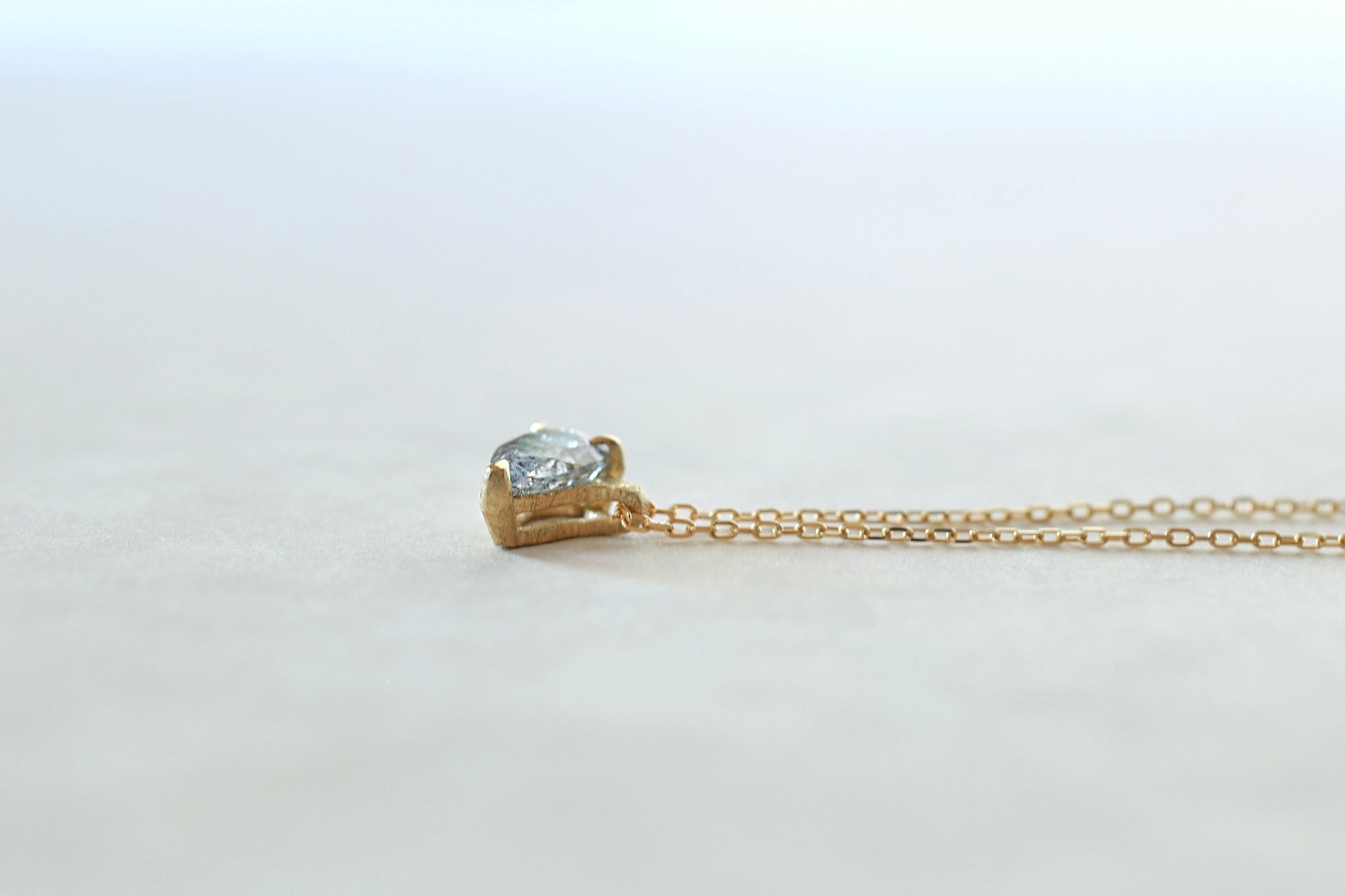 ★特別超激安★完売寸前レアモノ★3月誕生石天然サンゴ薔薇バラ花純銀シルバー925ペンダント 3月の誕生石 幸福 結婚 ライモナイト オーロラアクアマリン