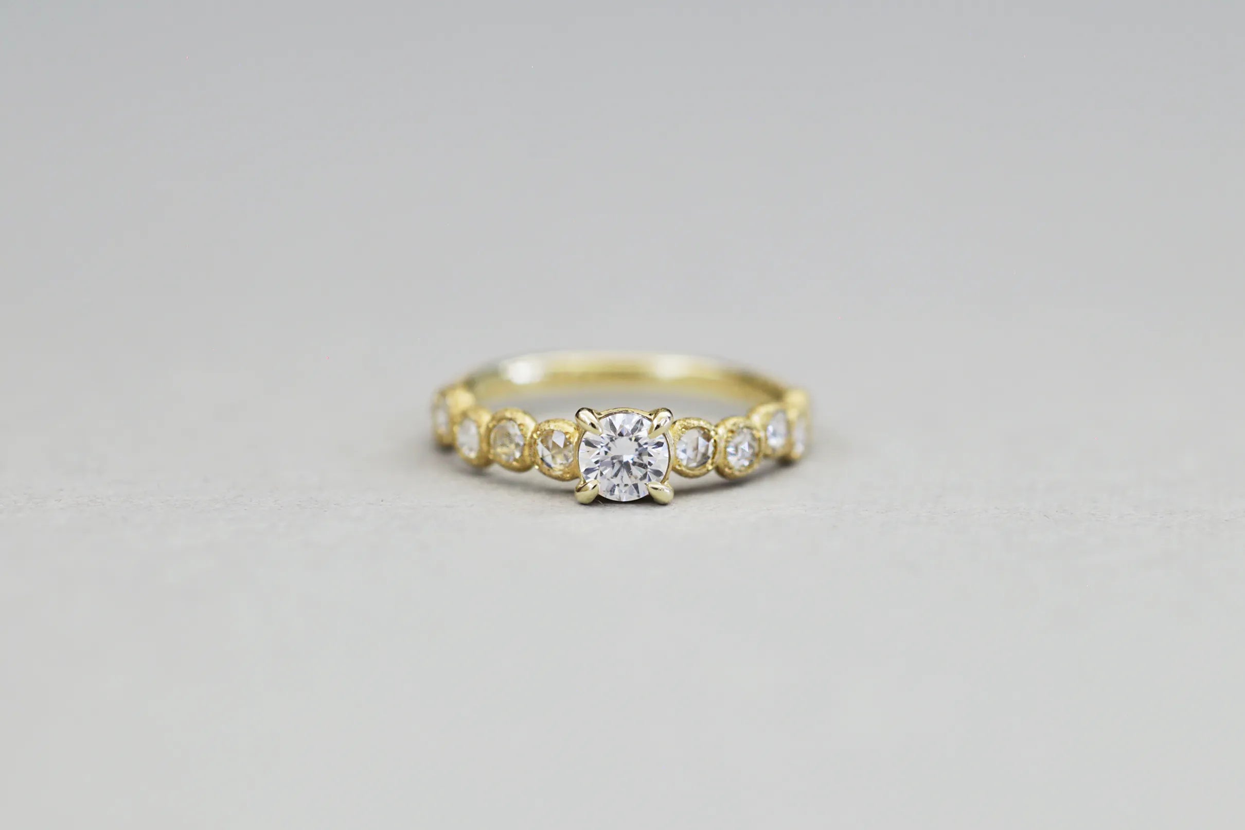 Remake - Pebble little ring