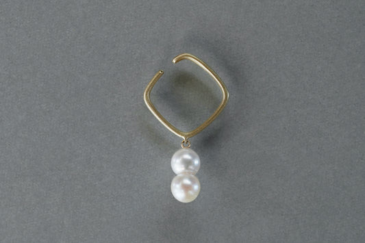 Syami hanging ear cuff + akoya twin pearl