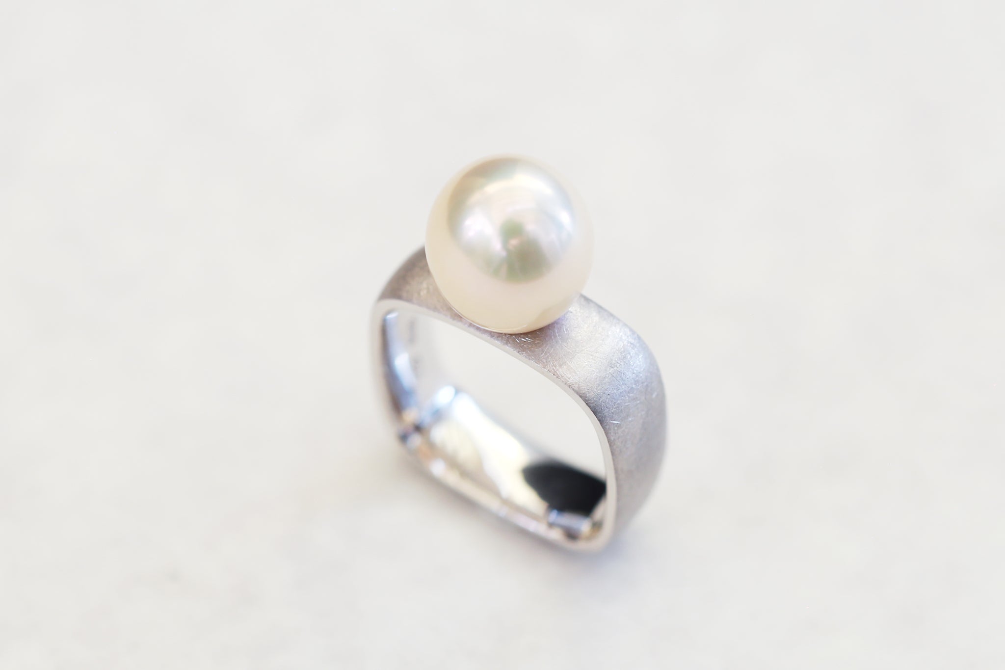 Syami ring + pearl