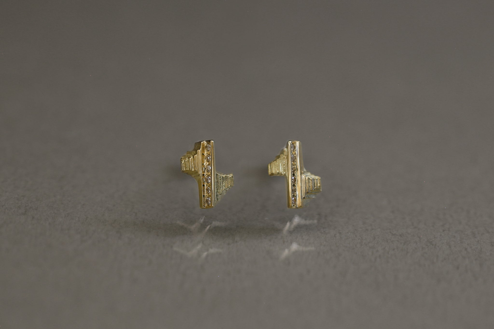 アクセサリー Ryui Unknown knowns line earrings Unknown knowns line ピアス– Ryui