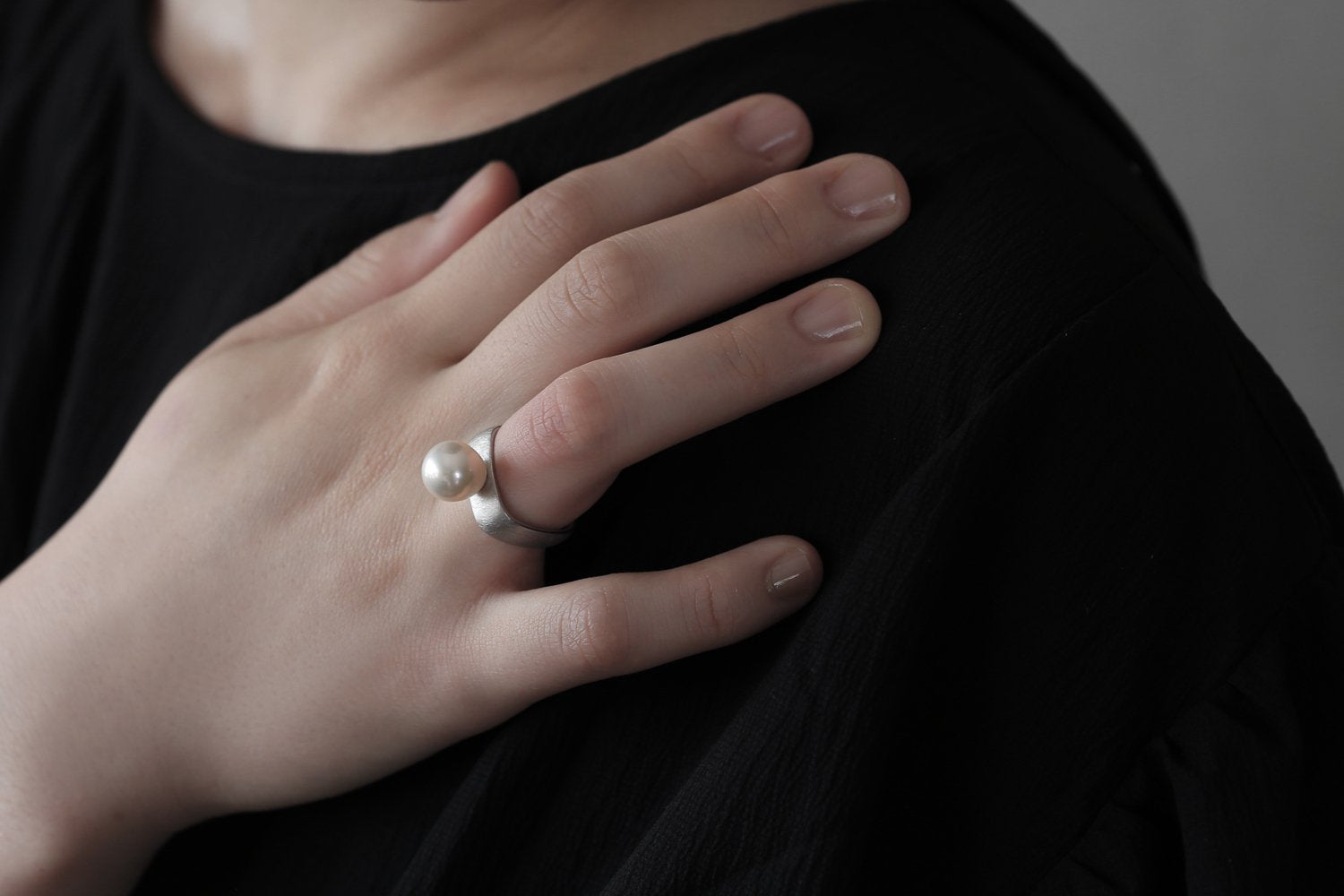 Syami ring + Pearl / Silver – Ryui