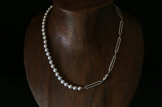 Original chain & pearl necklace / gray