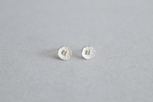 Petit flower earrings / Silver