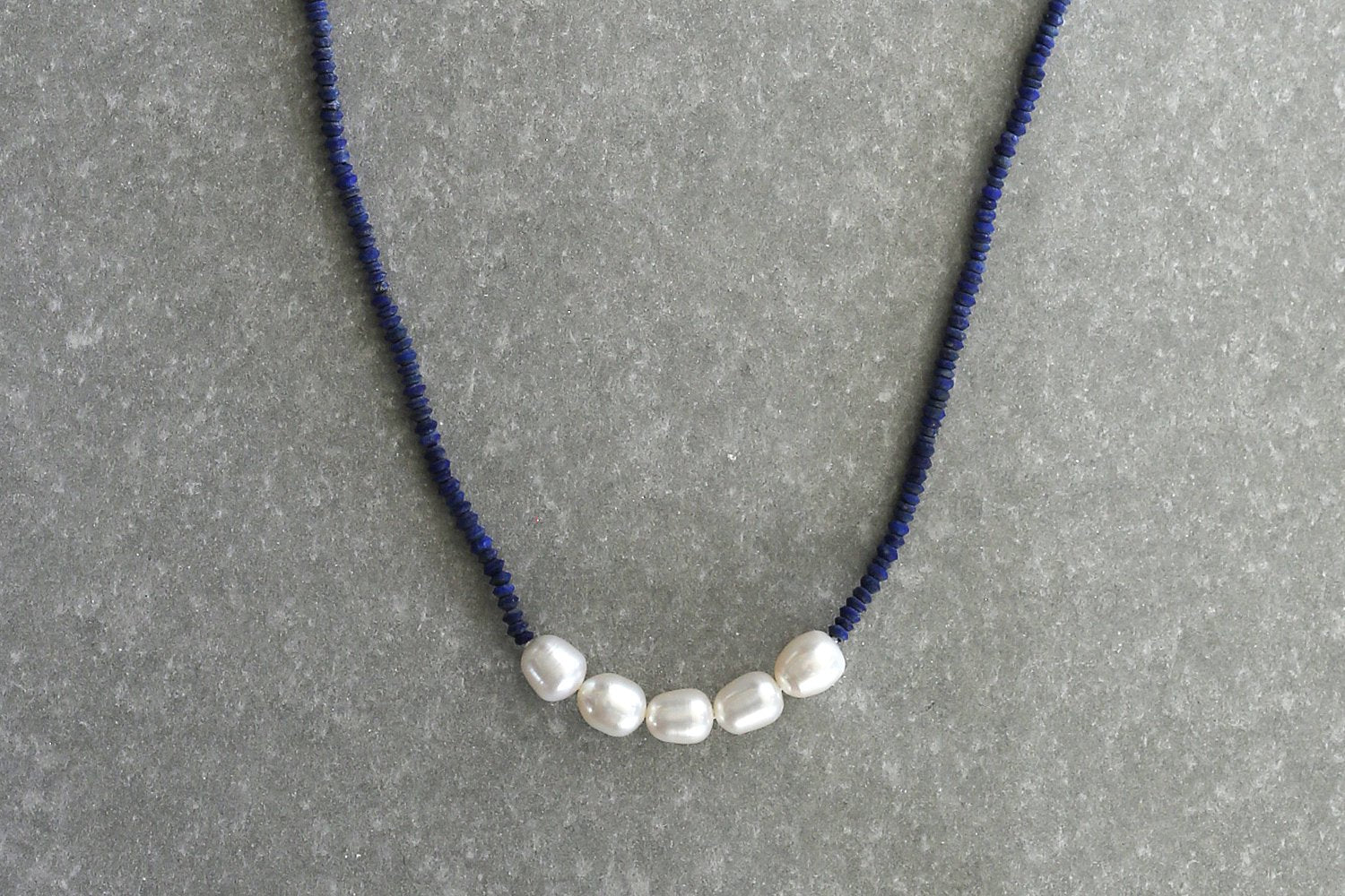 Lapis lazuli & pearl necklace 85cm