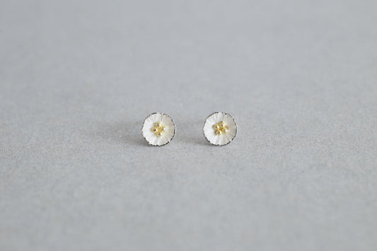 Petit flower earrings / mix
