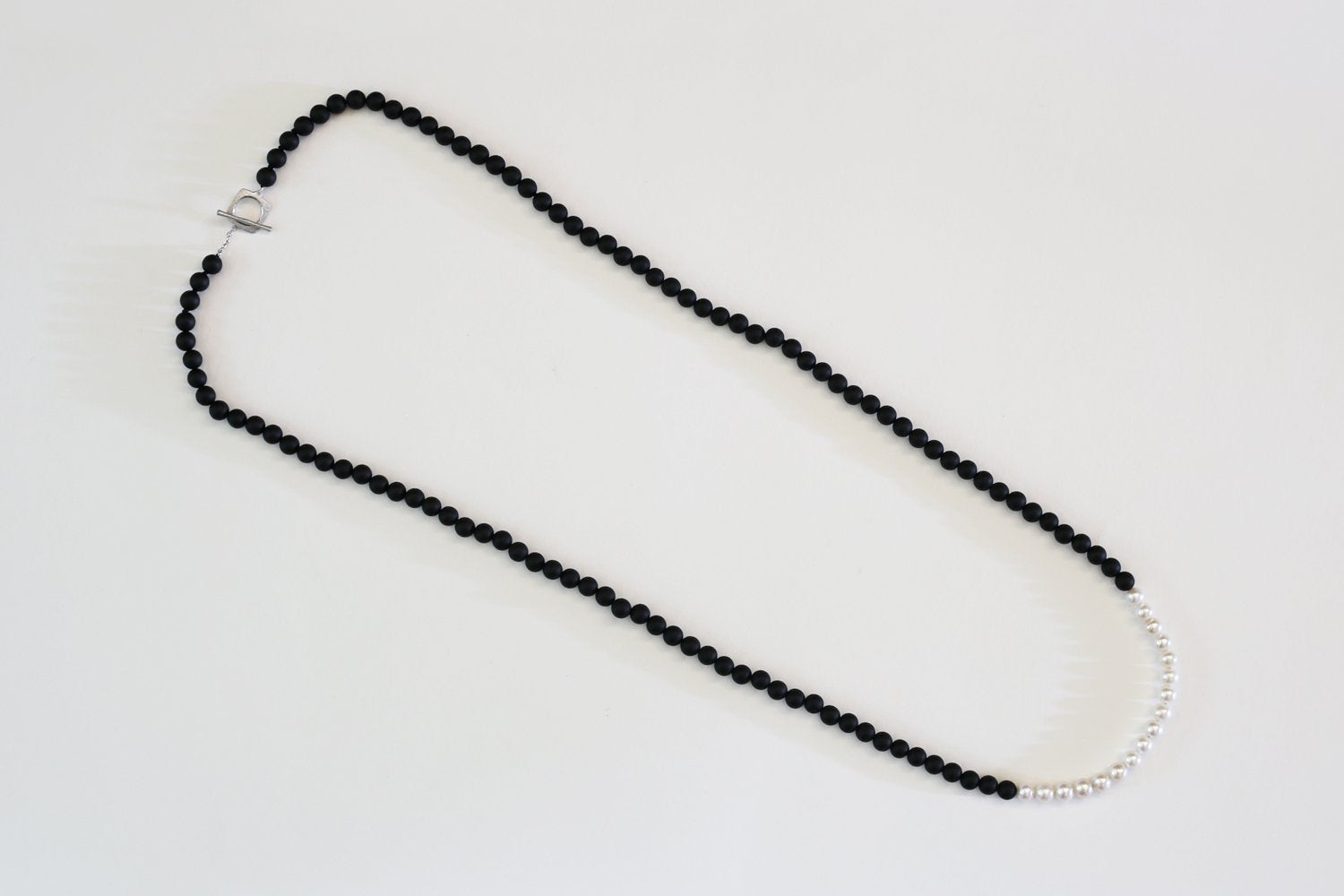 Onyx & pearl combination necklace
