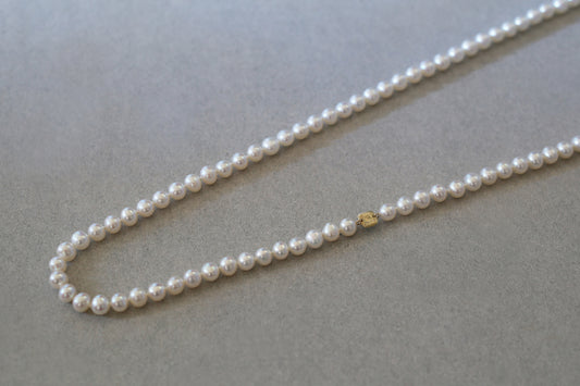 White pearl endless necklace